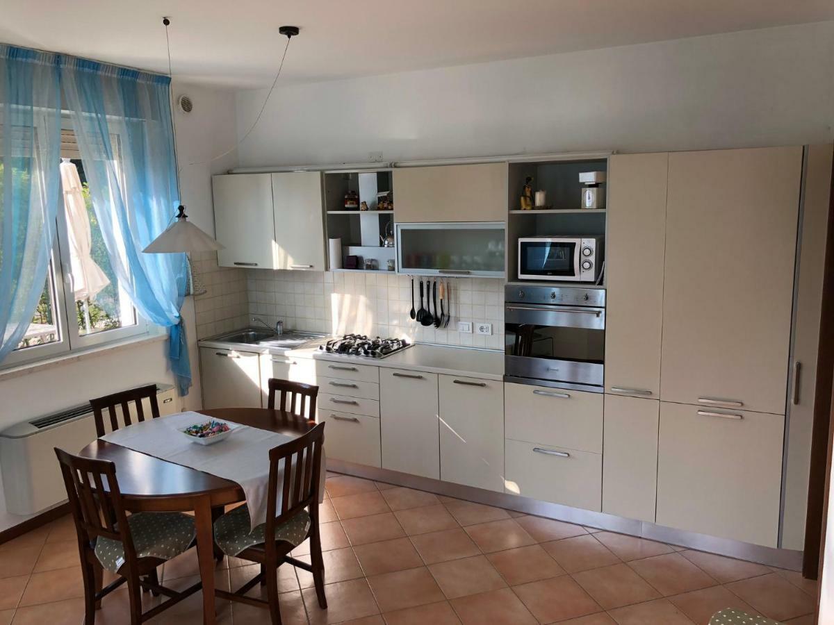 Casa Alice Garda Apartment Garda  Bagian luar foto
