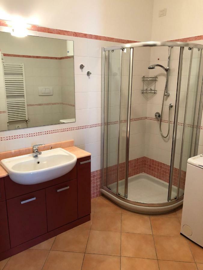 Casa Alice Garda Apartment Garda  Bagian luar foto